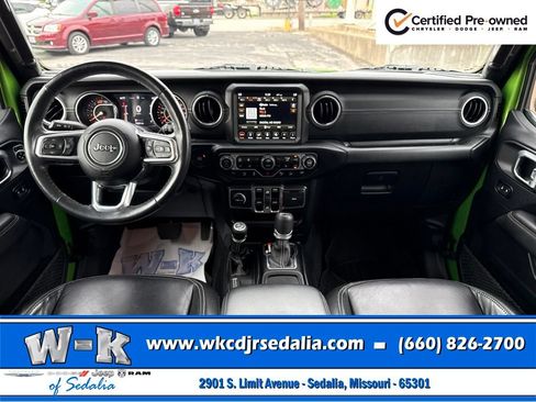 Used 2019 Jeep Wrangler Unlimited Sahara AWD/4WD image 32