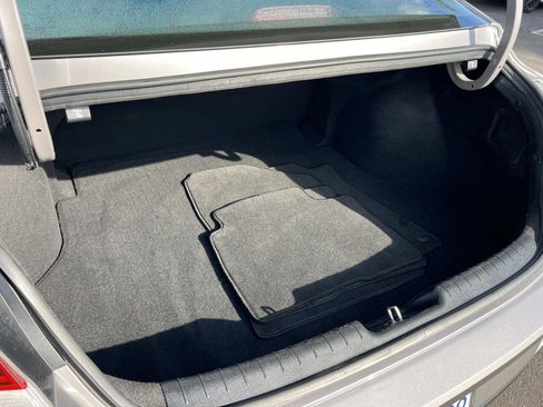 Used 2021 Hyundai Elantra Blue image 21