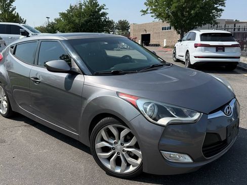 Used 2012 Hyundai Veloster w/ Style Pkg FWD image 1