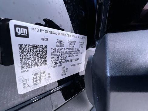 Used 2026 Chevrolet Equinox EV LT FWD image 44