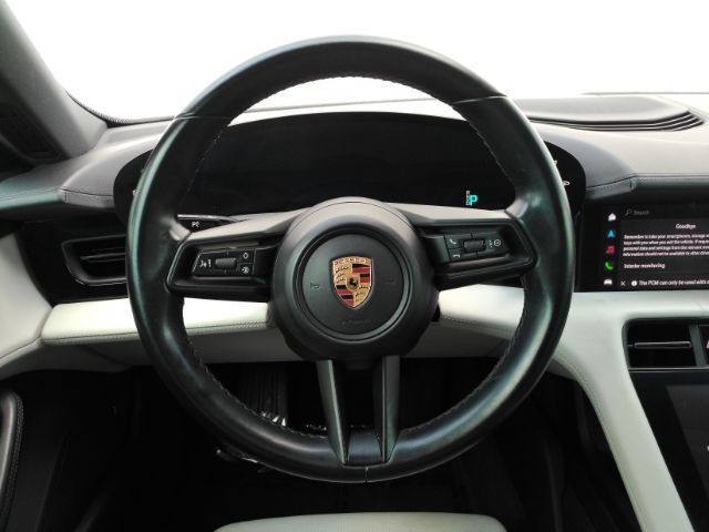 Used 2022 Porsche Taycan RWD image 33