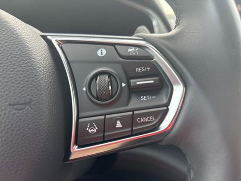 Used 2023 Acura MDX FWD image 17