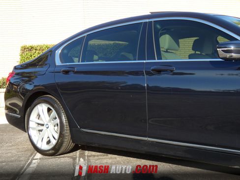 Used 2016 BMW 750i xDrive AWD/4WD image 7