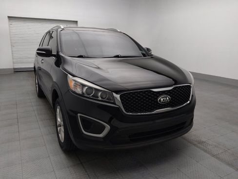 Used 2018 Kia Sorento FWD V6 image 14