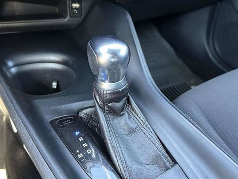 Used 2018 Toyota C-HR XLE FWD image 20