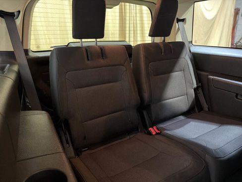 Used 2016 Ford Flex SE image 24