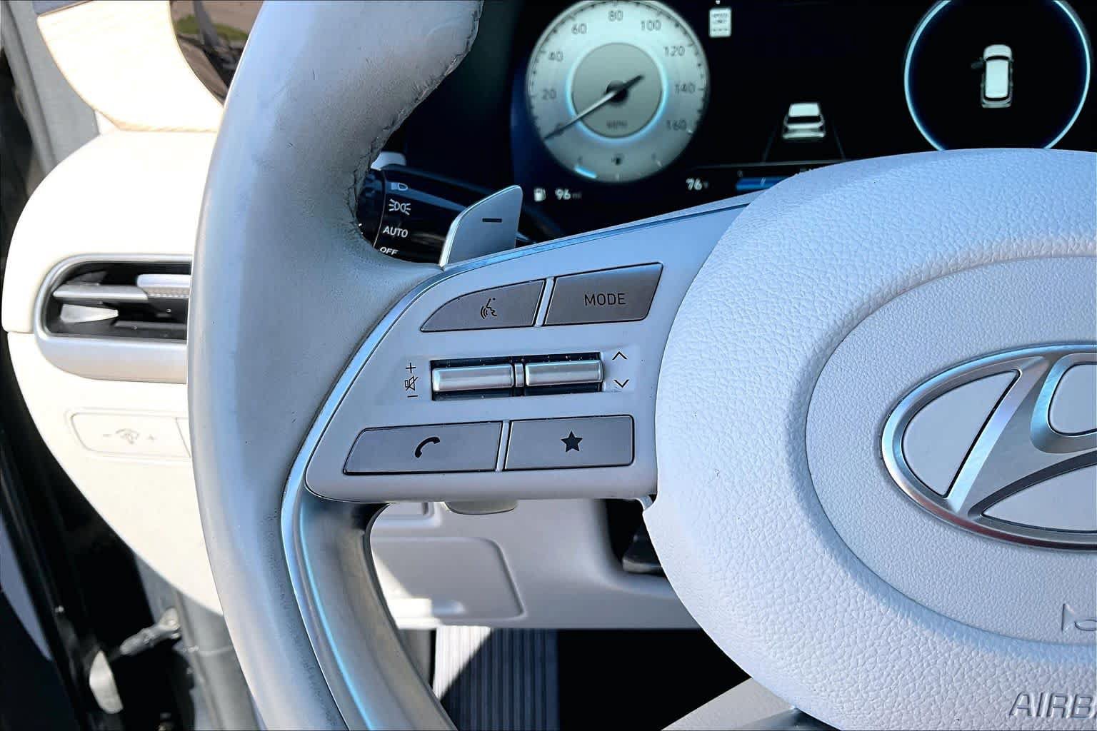 Used 2023 Hyundai Palisade Limited FWD image 18