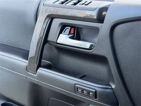 Used 2020 Toyota 4Runner Limited image 26