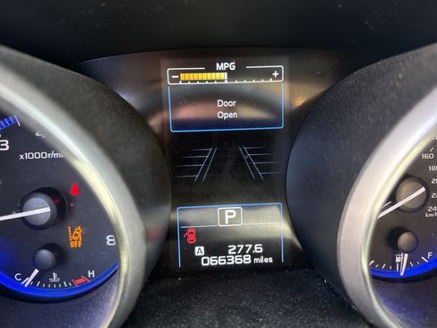 Used 2018 Subaru Legacy 2.5i Premium w/ Eyesight & BSD & Rcta & HBA image 19