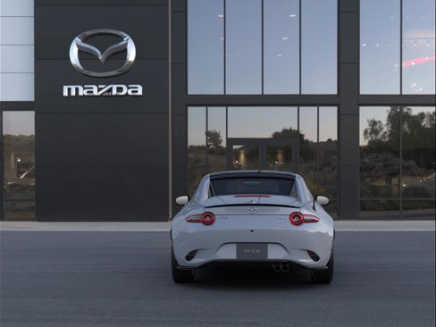 New 2025 MAZDA MX-5 Miata RF Club image 4