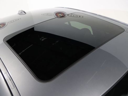 Used 2025 BMW 330i xDrive Sedan image 71