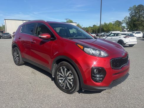 Used 2019 Kia Sportage EX image 9