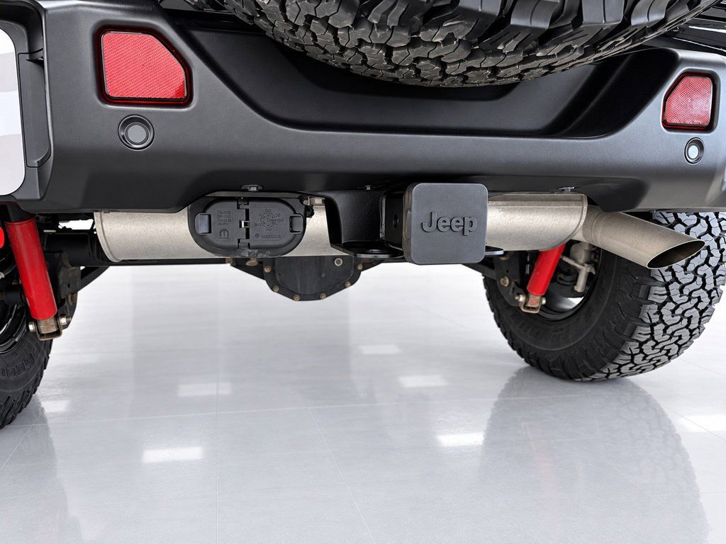 Used 2022 Jeep Wrangler Unlimited Rubicon w/ Advanced Safety Group AWD/4WD image 12