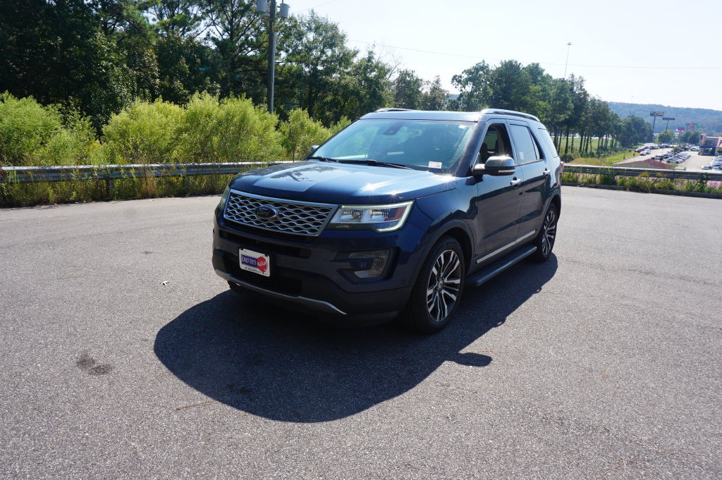 Used 2017 Ford Explorer Platinum AWD/4WD image 27