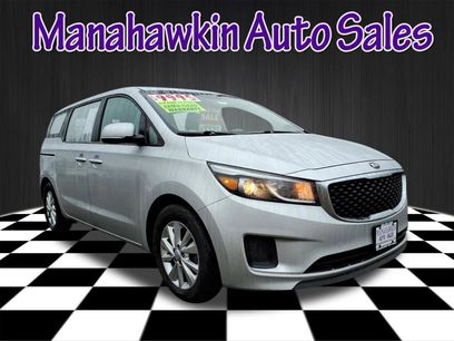 Used 2017 Kia Sedona L