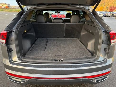 Used 2022 Volkswagen Atlas Cross Sport SE image 15