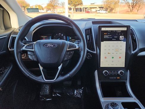 Used 2024 Ford Edge SEL image 6