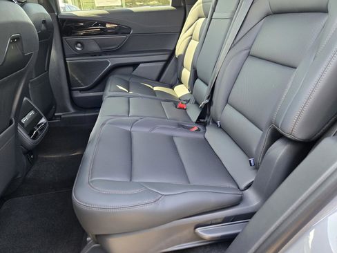 New 2025 Lincoln Nautilus Premier w/ Equipment Group 102A image 7