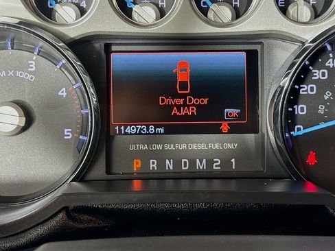 Used 2016 Ford F350 Lariat w/ Lariat Ultimate Package AWD/4WD image 16