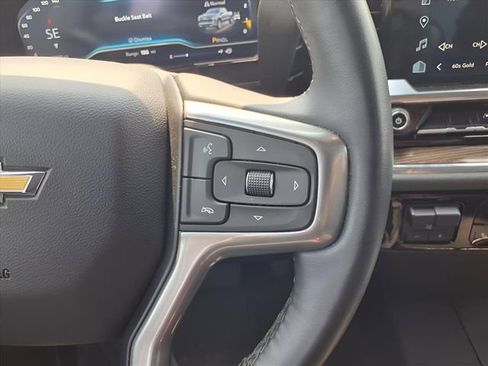 Used 2023 Chevrolet Silverado 1500 LT image 19