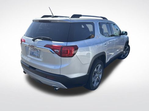 Used 2017 GMC Acadia SLT AWD/4WD image 18