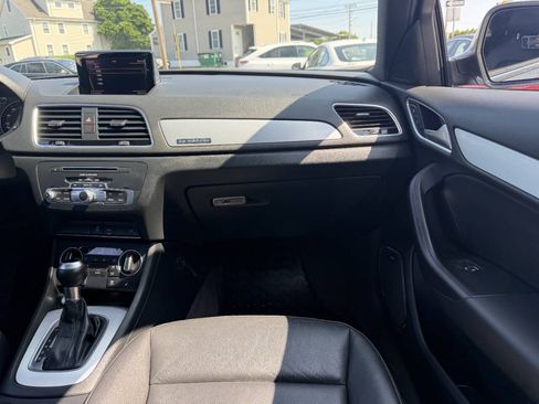 Used 2018 Audi Q3 2.0T Premium Plus AWD/4WD image 27