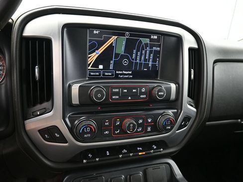 Used 2016 GMC Sierra 2500 SLT w/ Suspension Package, Off-Road AWD/4WD image 21