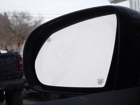 New 2026 Jeep Cherokee Overland image 37