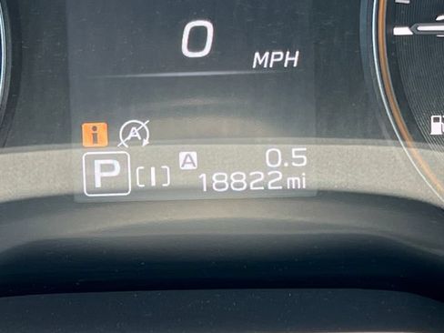 Used 2025 Subaru Crosstrek 2.5i Wilderness w/ Crosstrek Mirror Package AWD/4WD image 6