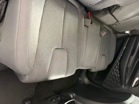 Used 2020 Hyundai Santa Fe SE w/ Cargo Package FWD image 18