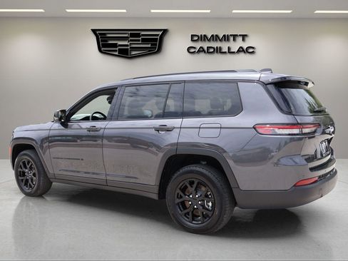 Used 2024 Jeep Grand Cherokee L Altitude AWD/4WD image 3