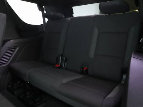 Used 2024 GMC Yukon SLE image 28