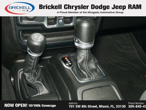 Used 2024 Jeep Wrangler Unlimited Sahara AWD/4WD image 25