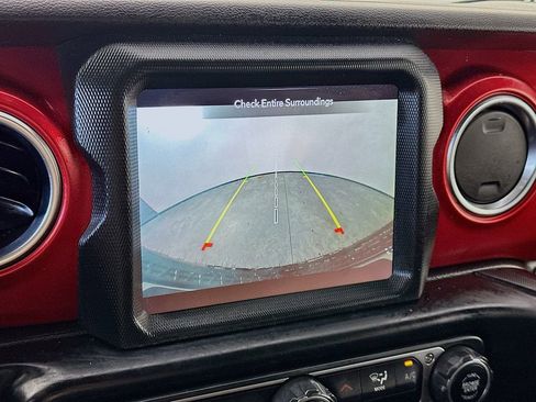 Used 2021 Jeep Wrangler Unlimited Rubicon AWD/4WD image 19