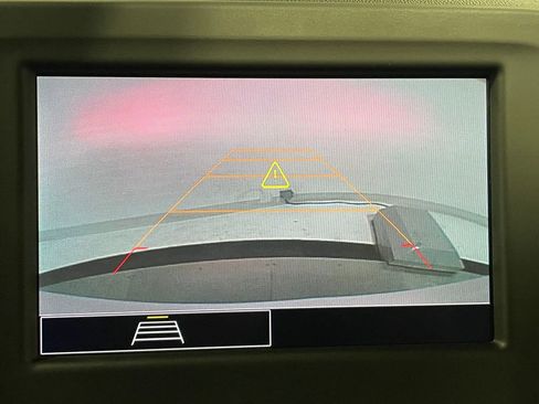 Used 2024 Chevrolet Equinox RS w/ LPO, Floor Liner Package image 4