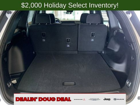 New 2025 Jeep Grand Cherokee Laredo X image 36