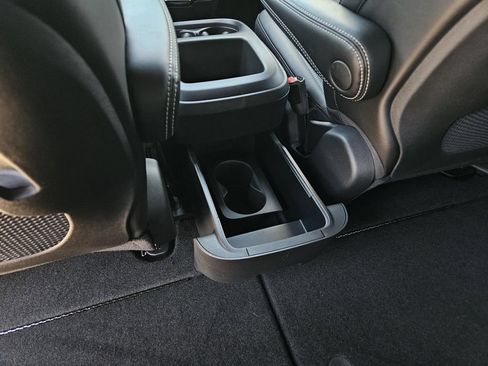 New 2026 Chrysler Voyager LX FWD image 10