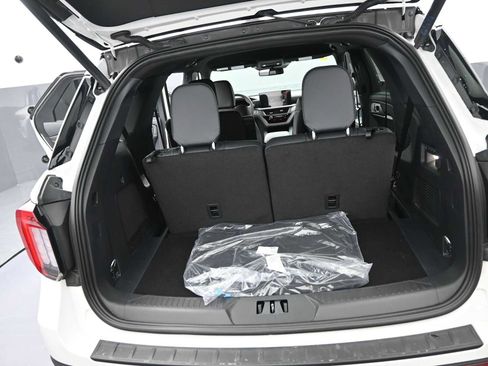 New 2026 Ford Explorer ST AWD/4WD image 19