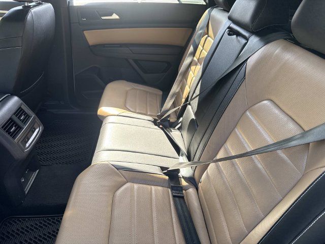 Used 2020 Volkswagen Atlas Cross Sport SEL Premium R-Line AWD/4WD image 19