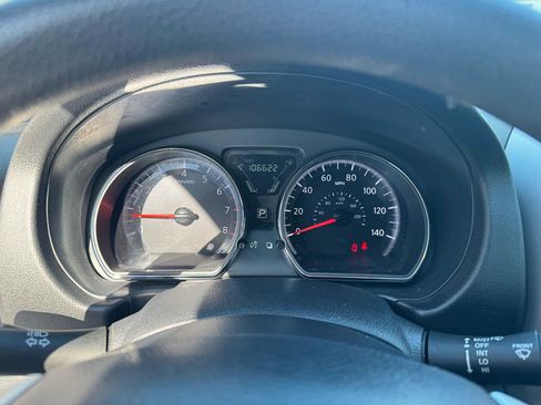 Used 2018 Nissan Versa SV image 29