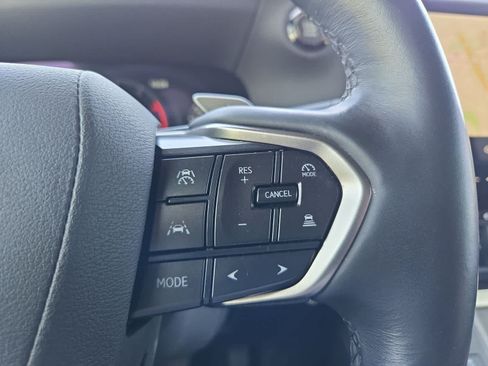 Used 2024 Lexus GX 550 w/ Accessory Package (31) AWD/4WD image 25
