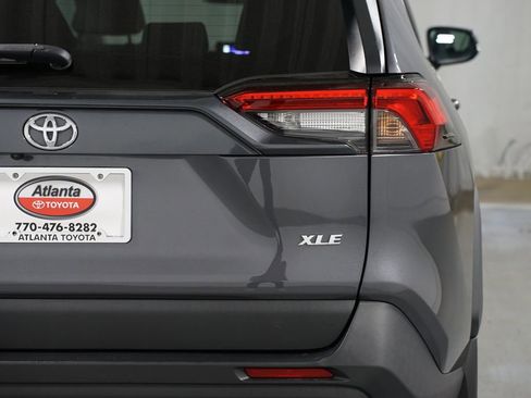 Certified 2024 Toyota RAV4 XLE w/ Convenience Package image 10