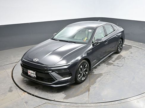 Used 2025 Hyundai Sonata SEL FWD image 22