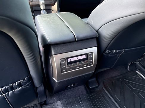 Used 2020 Lexus GX 460 Premium w/ Premium Package AWD/4WD image 70