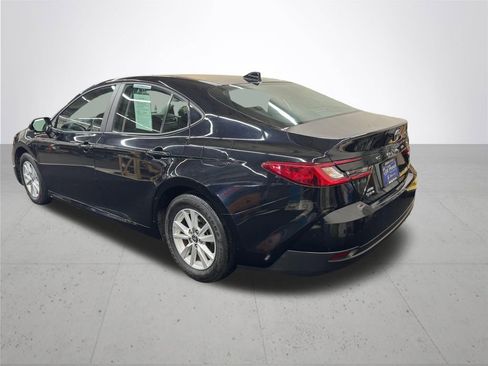 Used 2025 Toyota Camry LE w/ Convenience Package AWD/4WD image 4