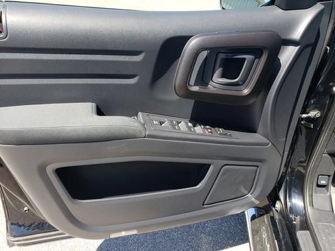 Used 2013 Honda Ridgeline Sport image 11