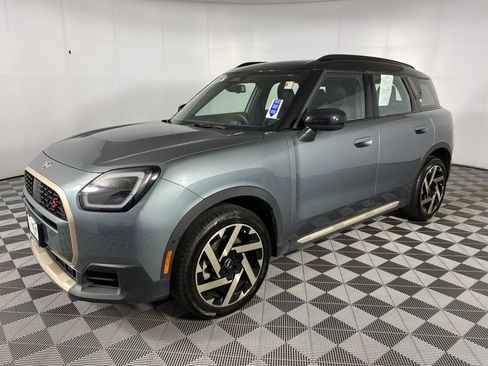 Certified 2025 MINI Cooper Countryman S image 3