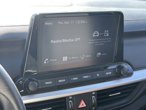 Used 2024 Kia Forte LXS image 6