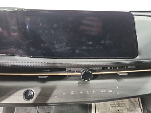 Certified 2024 Nissan Ariya AWD image 20