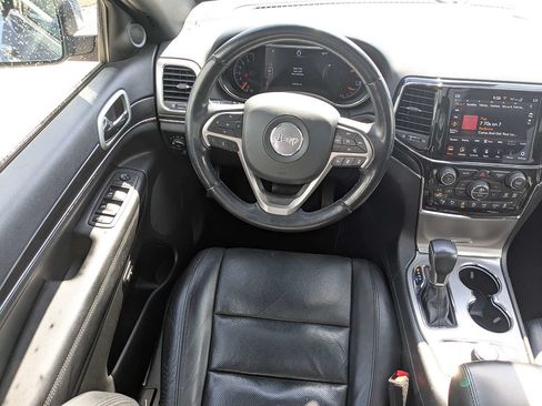 Certified 2021 Jeep Grand Cherokee Limited w/ Luxury Group II AWD/4WD image 17